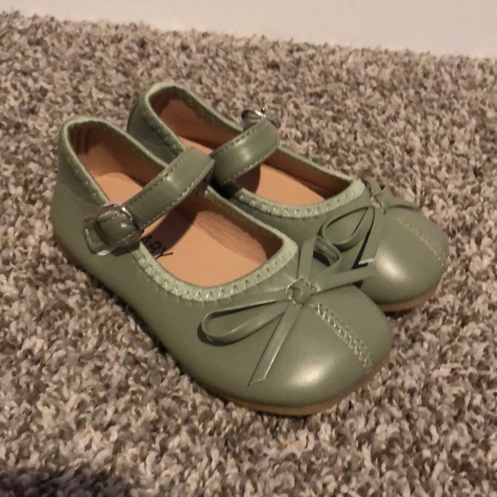 MG Baby Green Flats